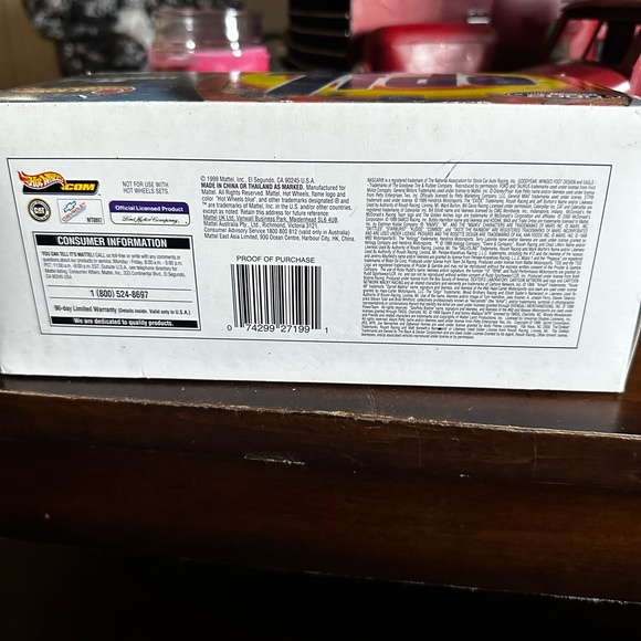 Nascar 1/24 scale die cast Tide car number 32 Scott Pruett hot wheels edition - Picture 5 of 8